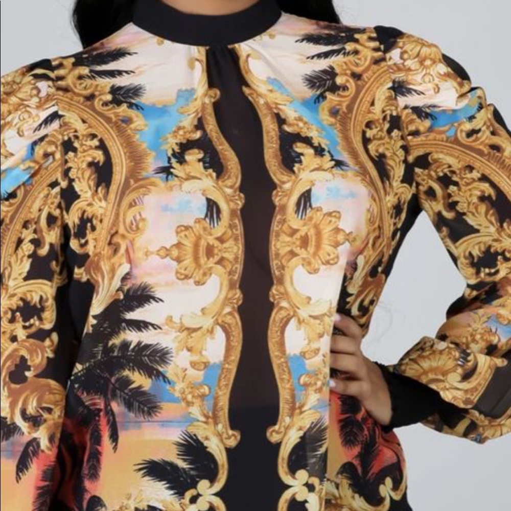 🌟Print blouse🌟 one day only deal 🌟